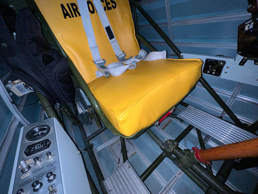 Late Model T-6 Seat Set